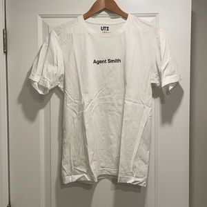Men’s UNIQLO AGENT SMITH tshirt size small